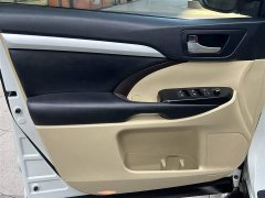 Toyota Highlander 2.0T two-wheel drive luxury version 7 seats - фото 17