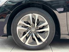 Honda Accord Sharp Hybrid 2.0L Sharp Collar Edition - фото 11