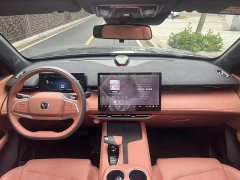 Changan UNI-Z 2025 1.5T premium - фото 18