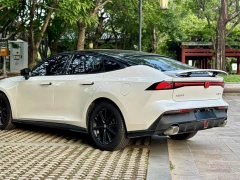 Changan UNI-V 2023 1.5T premium - фото 16