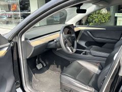 Tesla Model Y 2021 long-range all-wheel drive version 3D7 - фото 9