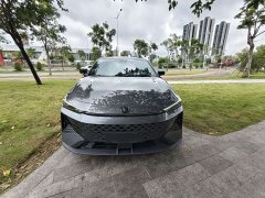 Changan UNI-V 1.5T premium - фото 2