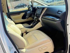 Toyota Wilfa 2021 Crown Dual Engine 2.5L HV Premium Edition - фото 9