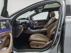 Mercedes-Benz E-Class facelift E 300 L sporty and stylish - фото 10