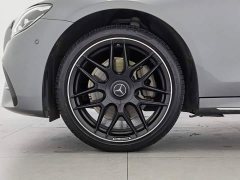 Mercedes-Benz E-Class facelift E 300 L sporty and stylish - фото 17