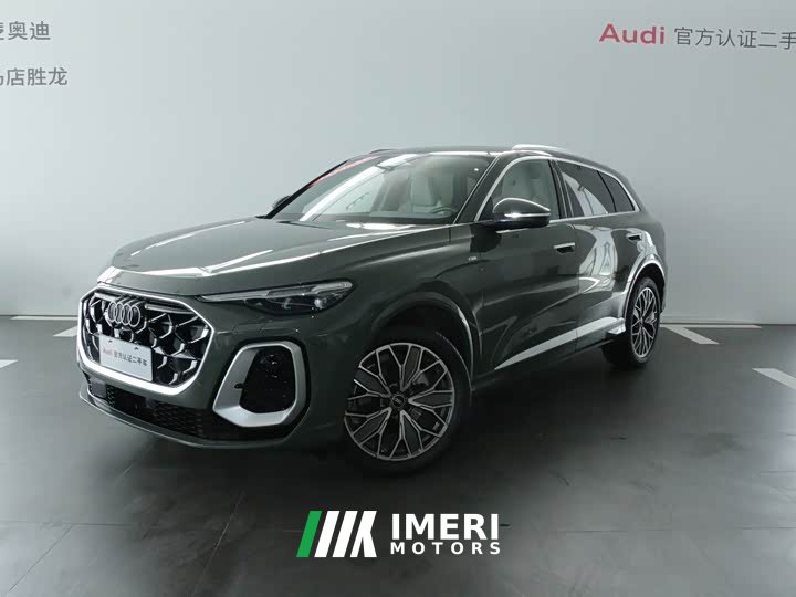 Audi Q5L 2026 2.0T Exclusive Edition for Ten Million Users - автомобиль из Китая