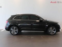 Audi Q5L 40T luxury and dynamic - фото 3