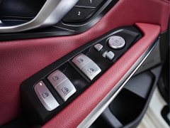 BMW 3 Series 330i M Sports Night Package - фото 10