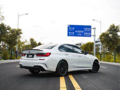 BMW 3 Series 330i M Sports Night Package - фото 7