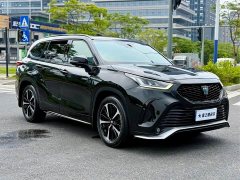 Toyota Crown Lufang 2.5L HEV four-wheel drive premium version - фото 3