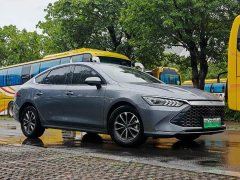 BYD Qin PLUS Honor Edition EV 420KM leading - фото 3