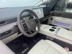 Li Auto Ideal MEGA 2024 Ultra - фото 13