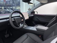 Tesla Model Y rear-wheel drive version - фото 6