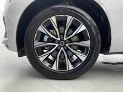 Volvo XC60 B5 four-wheel drive Zhiyuan Deluxe Edition - фото 13