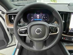 Volvo XC60 B5 four-wheel drive Zhiyuan Deluxe Edition - фото 14