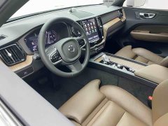 Volvo XC60 B5 four-wheel drive Zhiyuan Deluxe Edition - фото 7