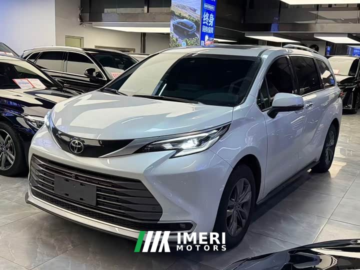 Toyota SIENNA 2.5L dual-engine four-wheel drive premium edition