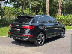Audi Q5L 2020 facelift 40 TFSI enjoys fashionable style - фото 17