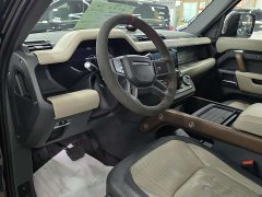 Land Rover Defender 110 P400 Dark Special Edition - фото 2