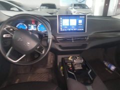 Hongqi E-QM5 facelift basic travel version - фото 12