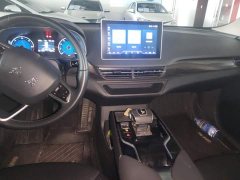 Hongqi E-QM5 facelift basic travel version - фото 13