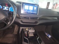Hongqi E-QM5 facelift basic travel version - фото 16