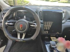 Hongqi HS3 PHEV 125km Jinwei PLUS 2 million commemorative edition - фото 6