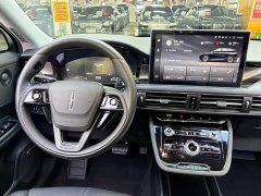 Adventurer New Energy 2021 PHEV four-wheel drive e elegant version - фото 6