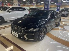 Jaguar XFL 2.0T P250 two-wheel drive exclusive luxury version - фото 1