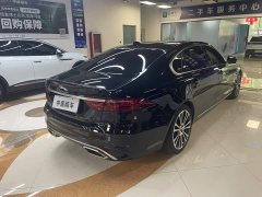 Jaguar XFL 2.0T P250 two-wheel drive exclusive luxury version - фото 4