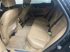 Jaguar XFL 2.0T P250 two-wheel drive exclusive luxury version - фото 7