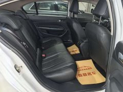 Peugeot 408 2022 1.6T Enterprising Edition - фото 12