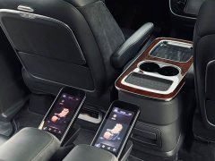 Hongqi HQ9 PHEV 2.0T four-wheel drive luxury version - фото 14