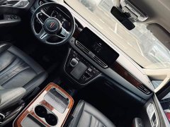 Hongqi HQ9 PHEV 2.0T four-wheel drive luxury version - фото 3