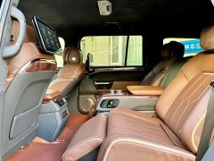 Hongqi Golden Sunflower Guoyao 4.0T Monarch Flagship Edition 4 seats - фото 5