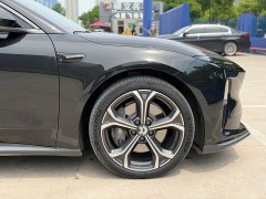 NIO ET5T 75kWh Touring - фото 12