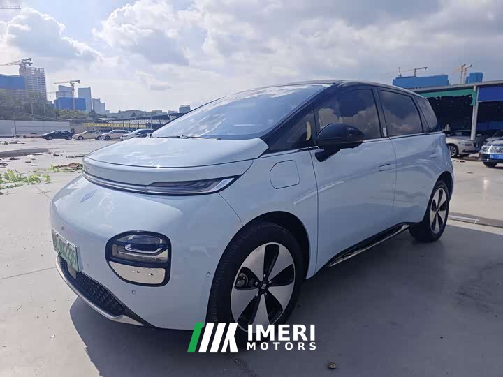 Baojun Yunduo 460 Pro Lingxi Edition - автомобиль из Китая
