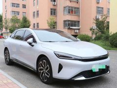 Baojun Xiangjing plug-in hybrid 140km luxury version - фото 3