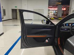 Changan UNI-V 1.5T premium - фото 7