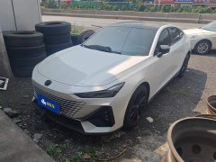 Changan UNI-V 2024 1.5T high-energy version - фото 1