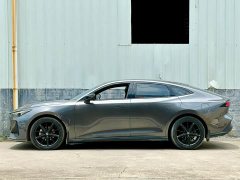 Changan UNI-V 1.5T premium - фото 2