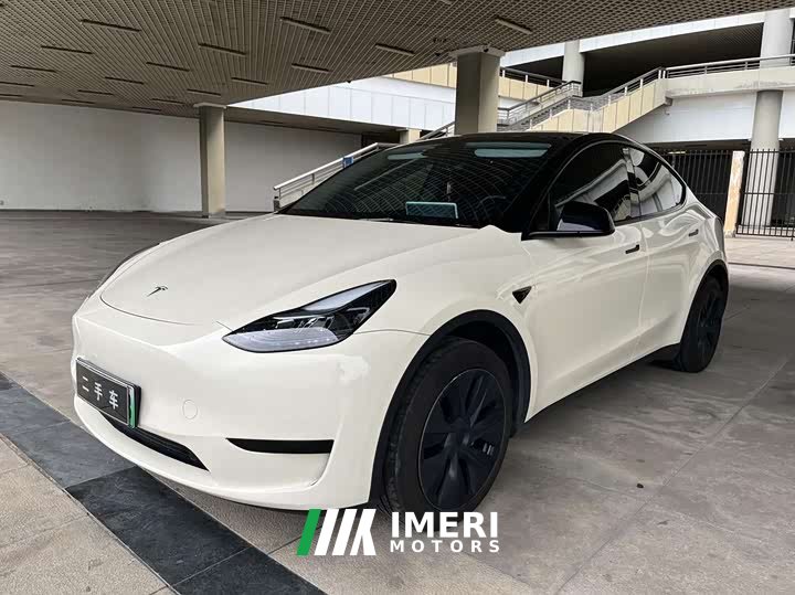 Tesla Model Y 2022 rear-wheel drive version