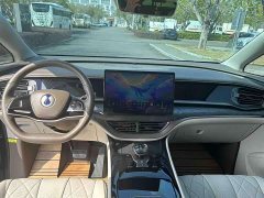 Denza D9 2022 DM-i 1040 Premium Type - фото 12
