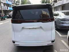 Denza D9 2022 DM-i 970 four-wheel drive premium - фото 5
