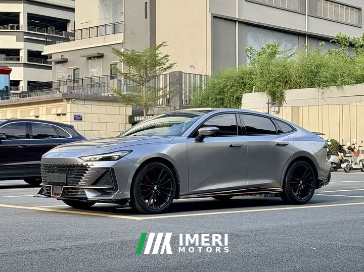 Changan UNI-V 2022 1.5T sports version - автомобиль из Китая