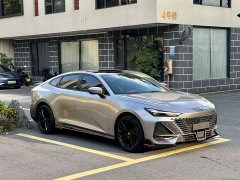 Changan UNI-V 2022 1.5T sports version - фото 4
