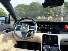 Li Auto Ideal ONE 2020 extended range 6-seater version - фото 14