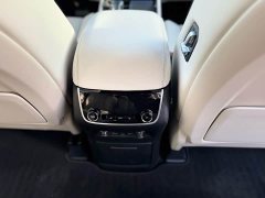 Li Auto Ideal ONE 2020 extended range 6-seater version - фото 16