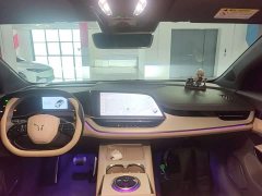 Hongqi Tiangong 08 2025 730 Max rear-wheel drive version - фото 10