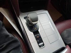 Hongqi HS7 PHEV 2024 2.0T PHEV four-wheel drive Qichang version 6 seats - фото 14